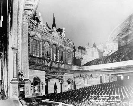 Riviera Theatre - Riviera Se Aud Wall From Stage From John Lauter